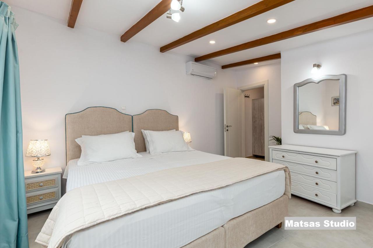 Matsas House &